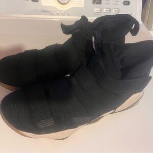 LeBron James Nike Solider